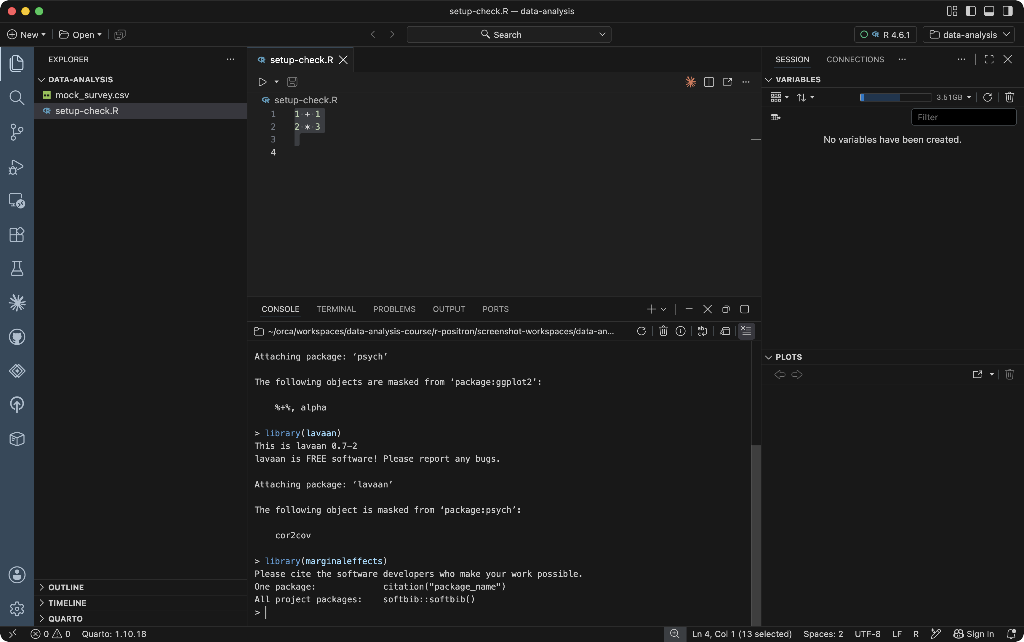Consoleにpsych、lavaan、marginaleffectsの起動メッセージがあり、最後に入力待ちの記号が表示されている。